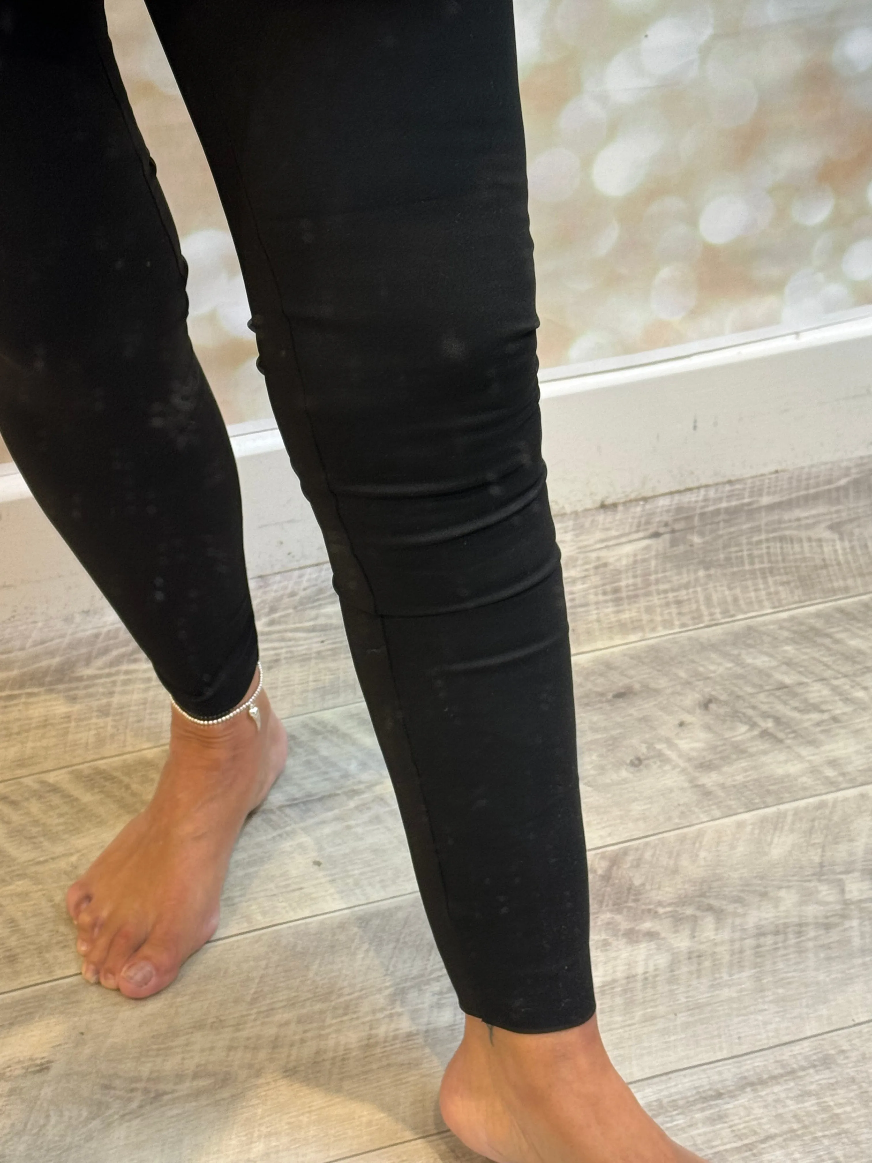 Energy shaping leggings