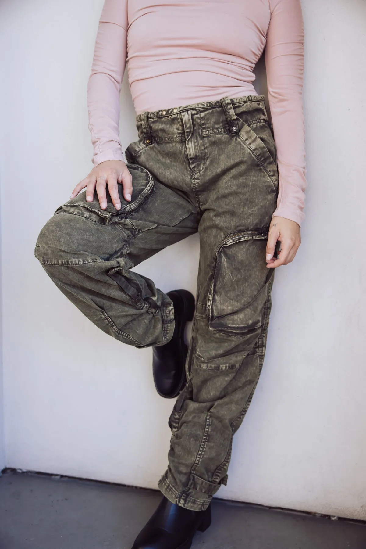 Free People Effortlessly Stylish Cant Compare Slouch Pants for Ultimate Comfort