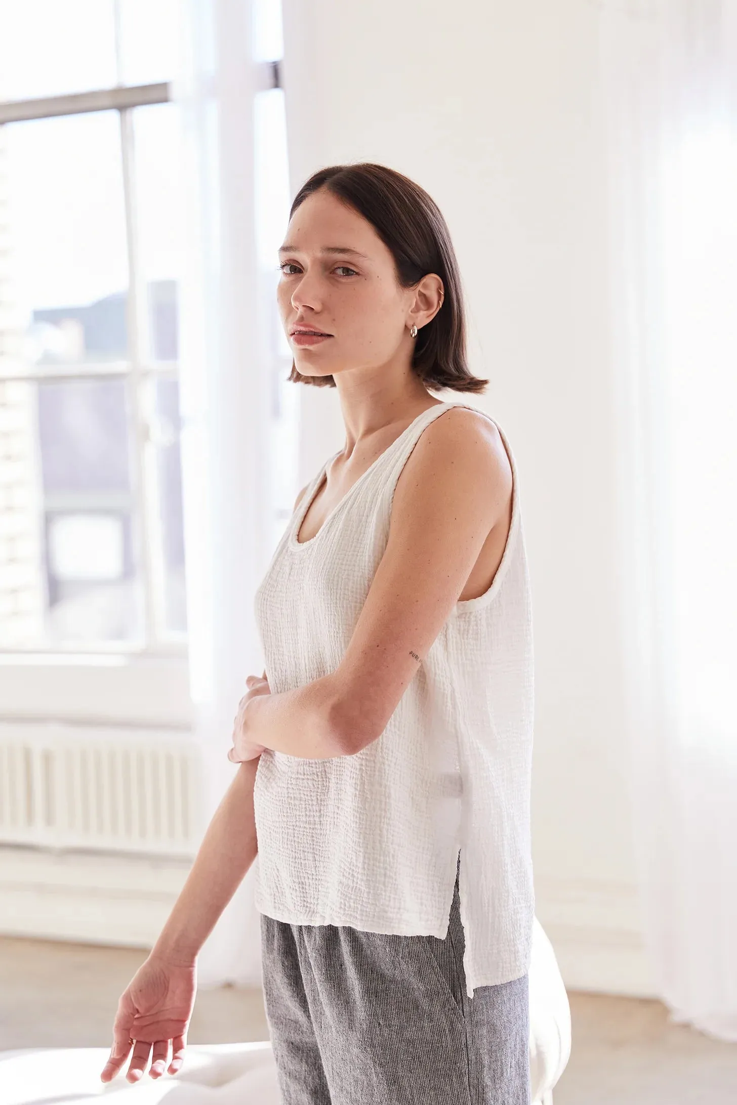 Organic Gauze Sleeveless Top in Salt