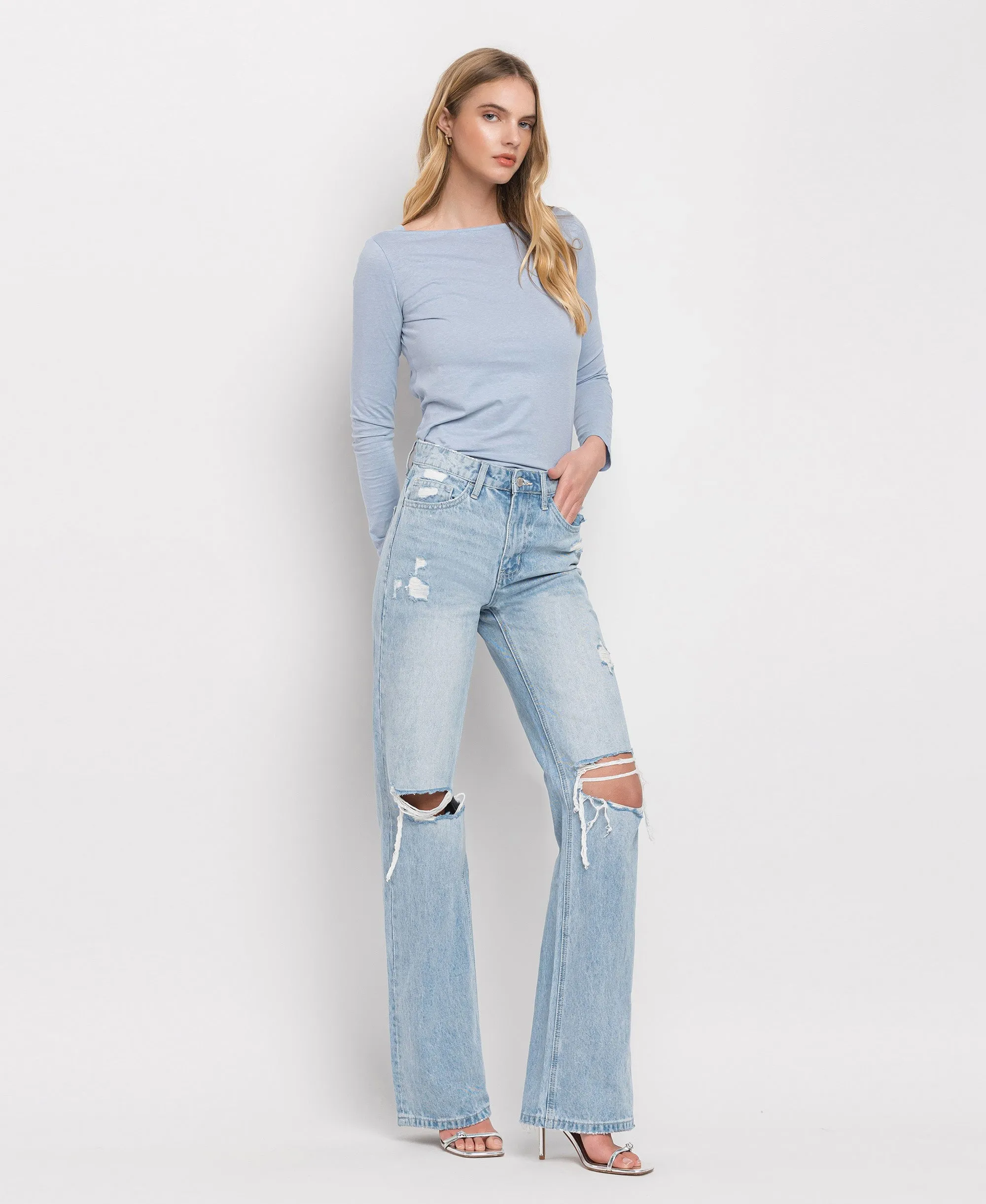 Sunny Plains - Super High Rise 90's Vintage Flare Denim Jeans