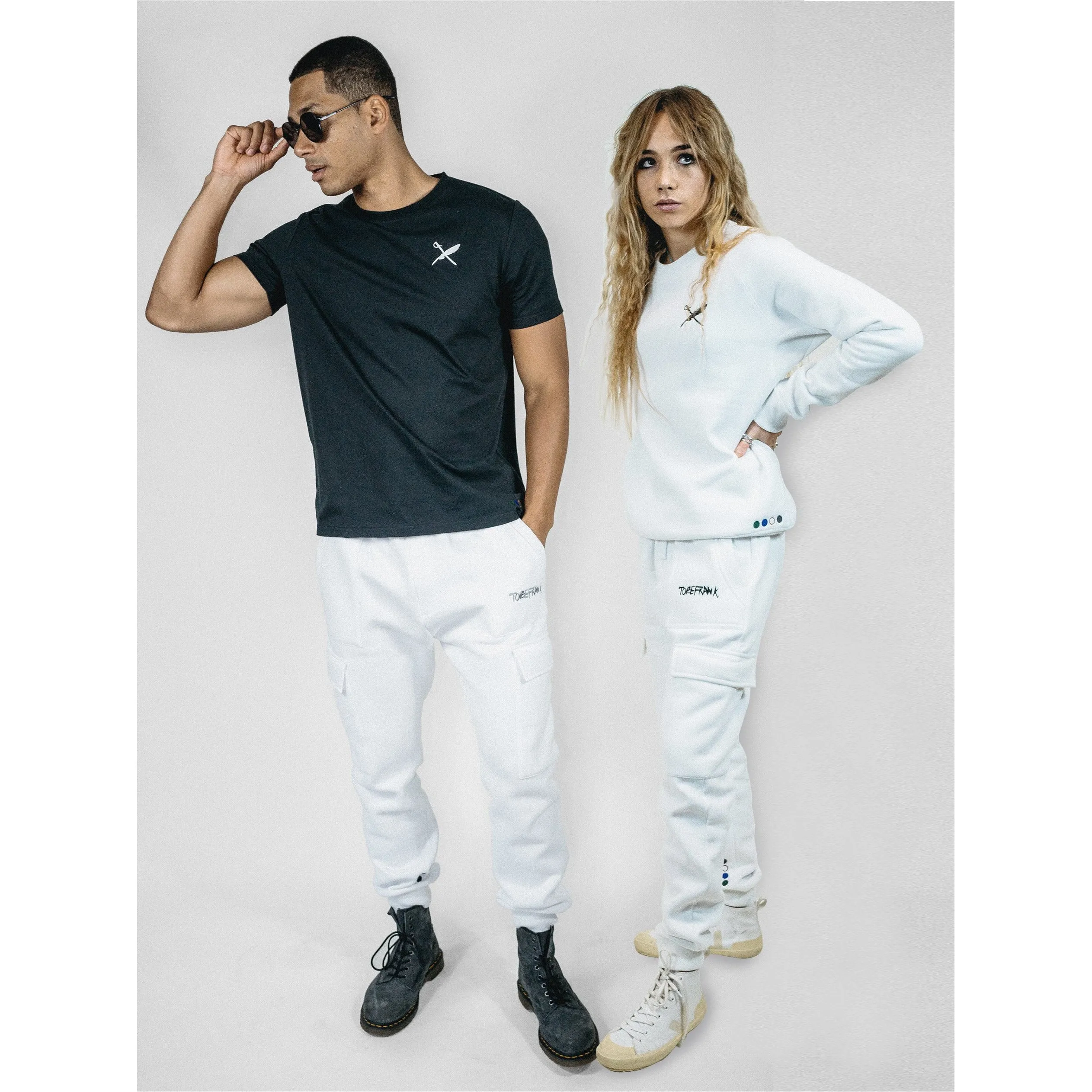 UNISEX CARGO NELSON JOGGER IN WHITE